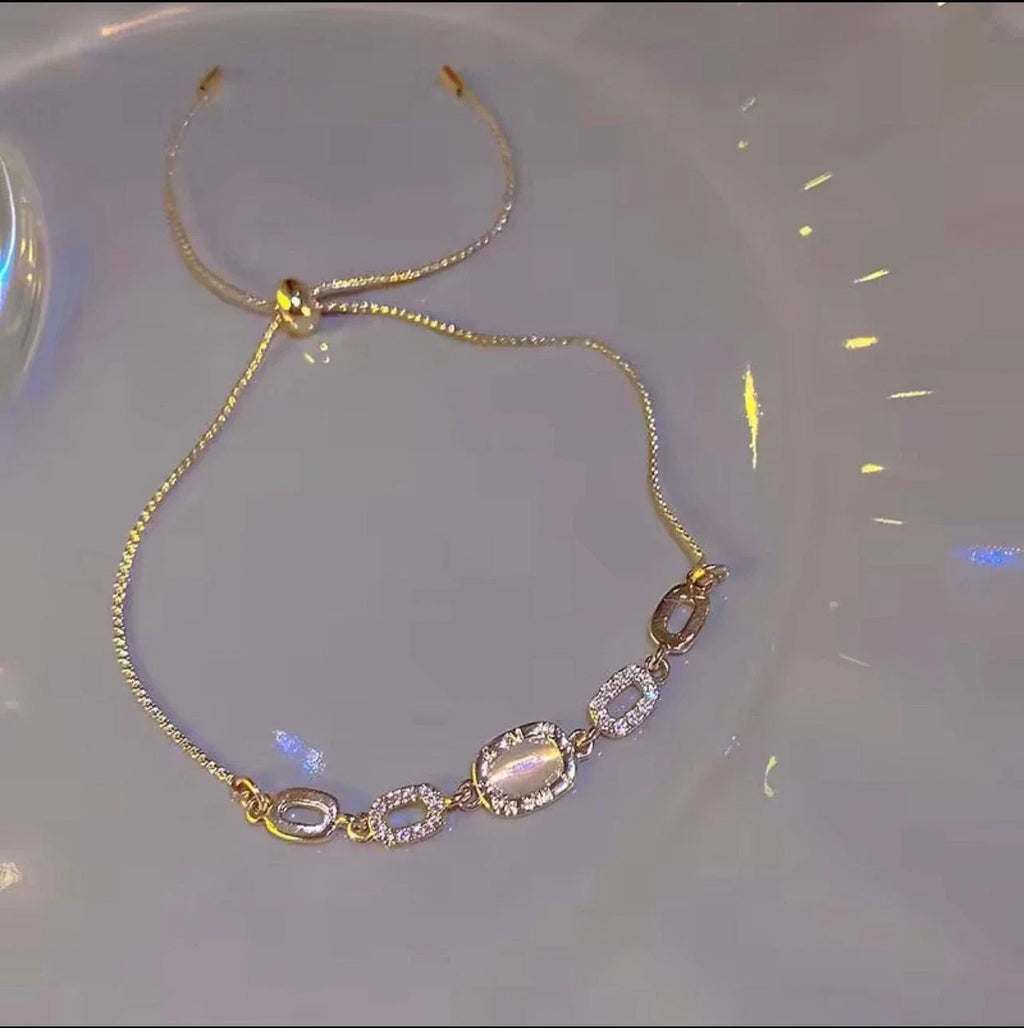 Dainty Link Chain Bracelet Women Adjustable Fashion Cute Design