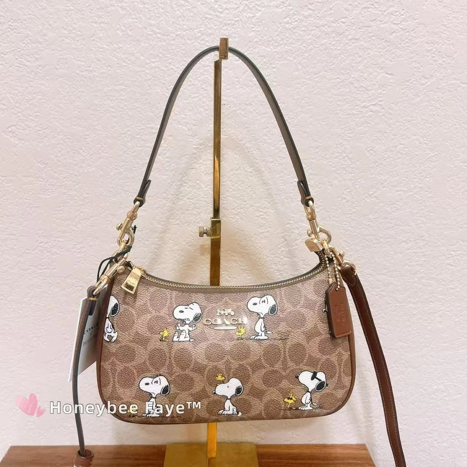 Coach X Peanuts Teri Shoulder Bag In Signature Canvas Snoopy Print CBJ88